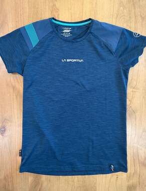 La Sportiva Women's Stripe T-Shirt Blue Size M